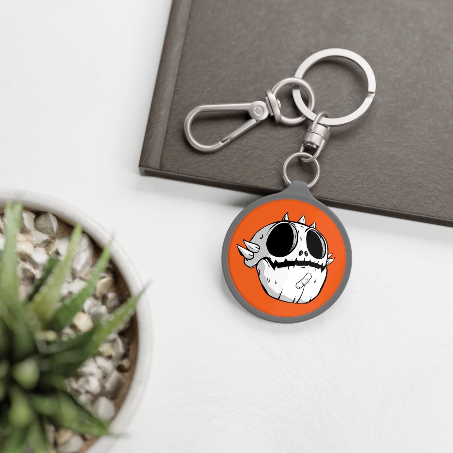 Keyring Tag Love Monster White Emblem with Skully Head